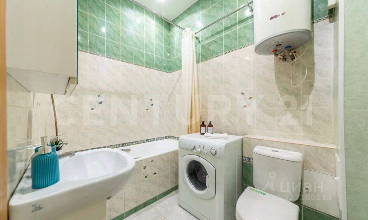 Продажа 1-комн квартиры на вторичном рынке Галерная улица, 34