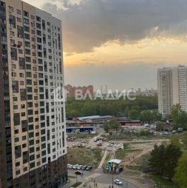 Продажа 4-комн квартиры на вторичном рынке Рождественская ул,  д. 6