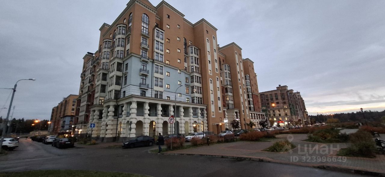 Продажа 3-комн квартиры на вторичном рынке Сабурово пгт, улица Рождественская, 4