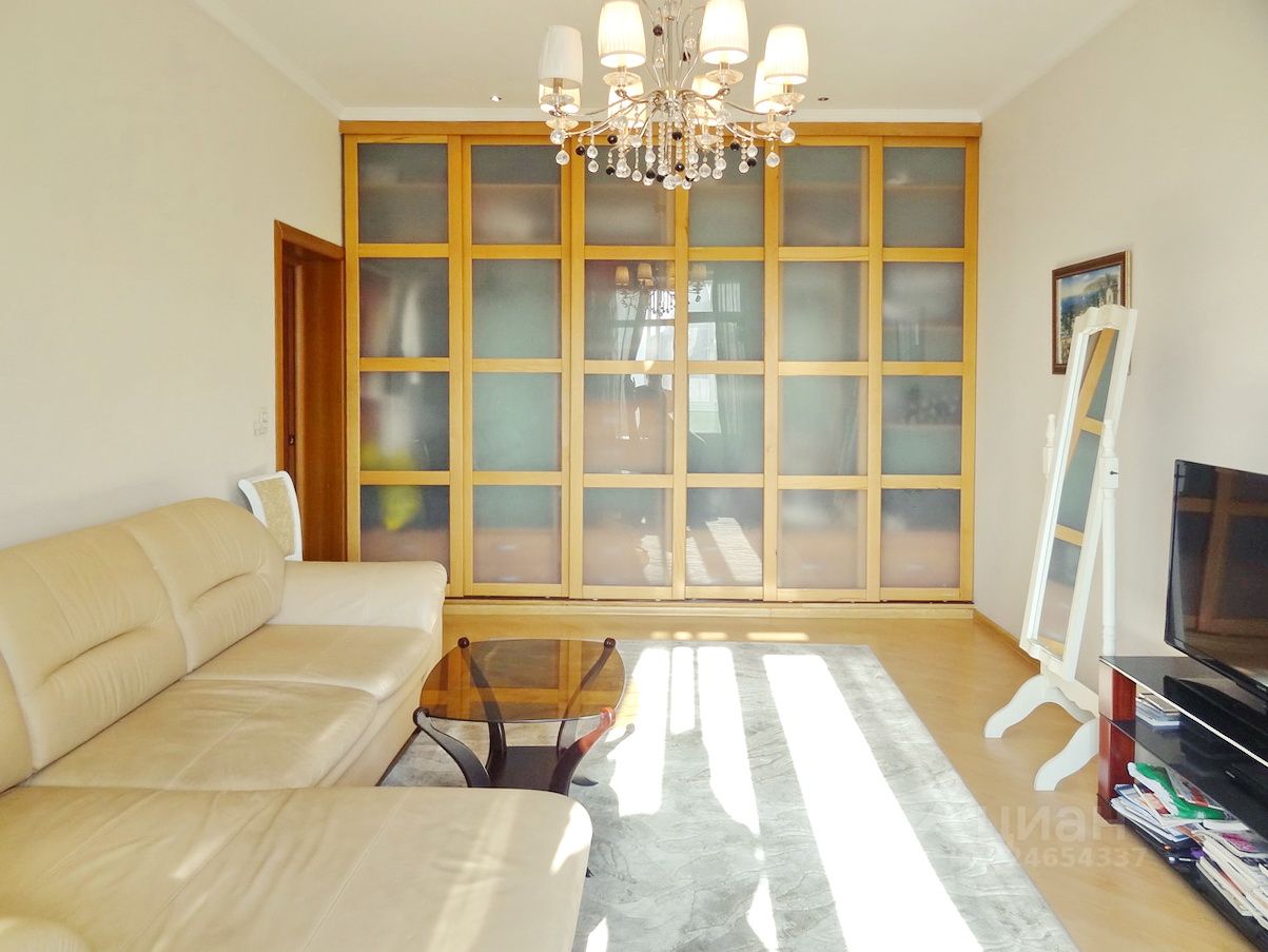 Аренда 2-комн квартиры на вторичном рынке Спартаковская площадь, 1/2