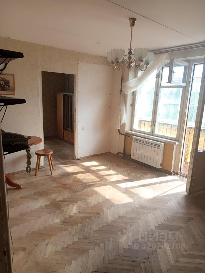 Продажа 2-комн квартиры на вторичном рынке Нагорный бульвар, 4К1