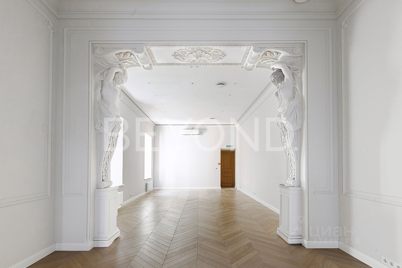 Продажа дома Английская набережная, 60