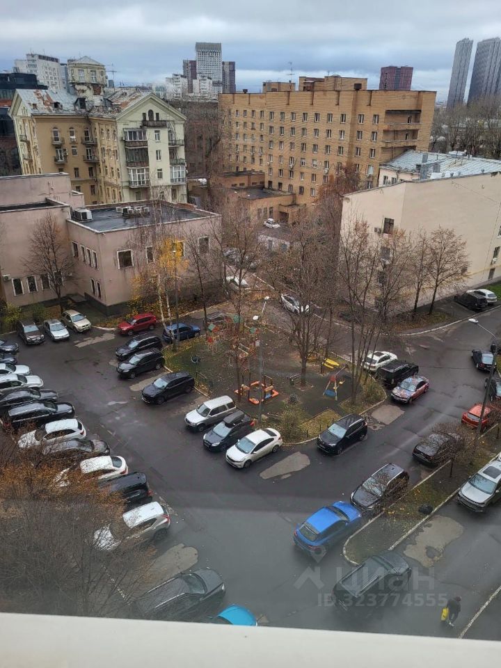 Аренда 1-комн квартиры на вторичном рынке Скаковая улица, 5