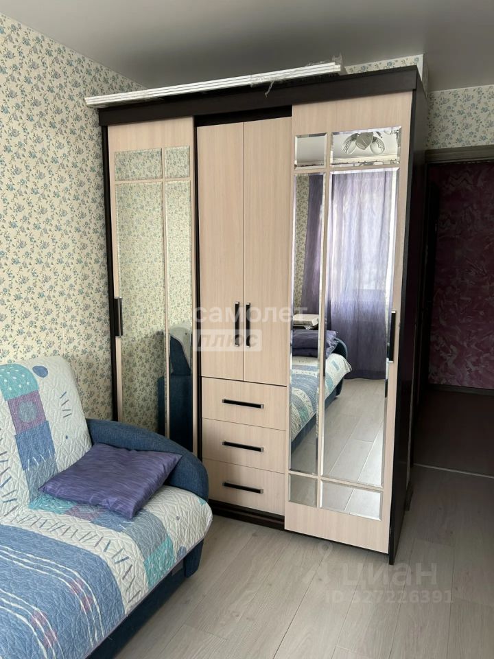 Продажа 2-комн квартиры на вторичном рынке имени Воровского пгт, улица Рабочая, 3