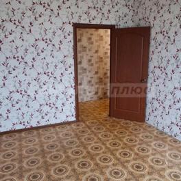 Продажа 3-комн квартиры на вторичном рынке Каменское, ул Изумрудная,  д. 33