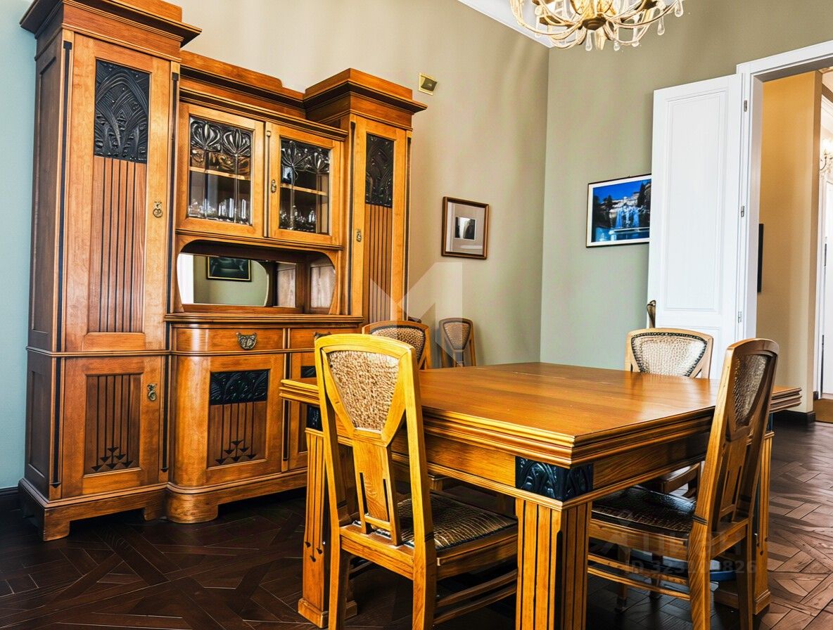 Продажа 5-комн квартиры на вторичном рынке Чистопрудный бульвар, 14С3