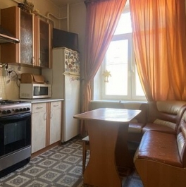 Продажа 2-комн квартиры на вторичном рынке Средний пр-кт,  д. 99/18