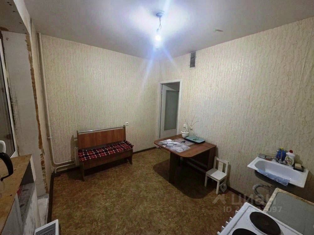 Продажа 2-комн квартиры на вторичном рынке Ивантеевка, улица Дзержинского, 8к2