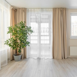 Продажа 2-комн квартиры на вторичном рынке Комендантский пр-кт