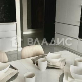 Продажа 3-комн квартиры на вторичном рынке Химки, улица Германа Титова,  д. 10