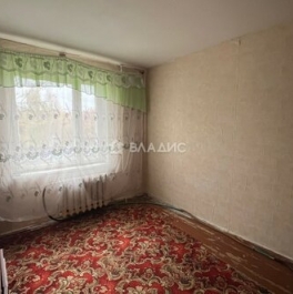 Продажа 2-комн квартиры на вторичном рынке Масловский, ул Школьная,  д. 13