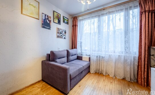 Продажа 2-комн квартиры на вторичном рынке Будапештская улица,  д. 66 к1