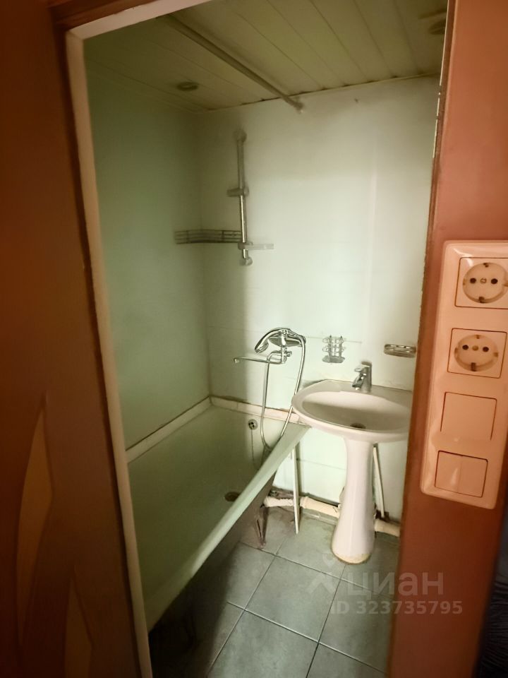 Аренда 3-комн квартиры на вторичном рынке 1-я Вольская улица, 1С2