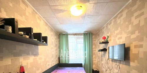 3-комн квартира Крюкова ул. ,  д. 7