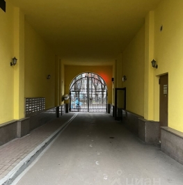 Аренда гаража Петровский бульвар,  д. 21