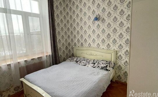 Продажа 1-комн квартиры на вторичном рынке Ломоносовский пр-кт,  д. 18