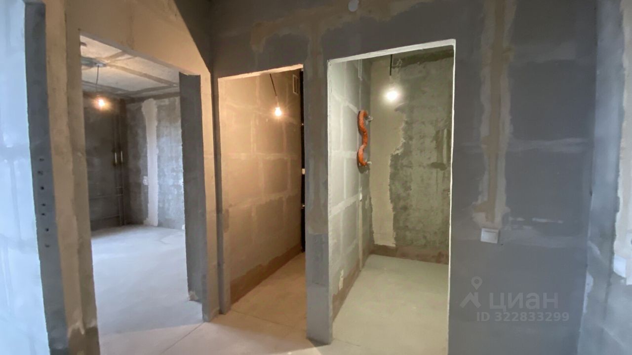 Продажа 2-комн квартиры на вторичном рынке д. Янино-2, улица Рябиновая, 8к1