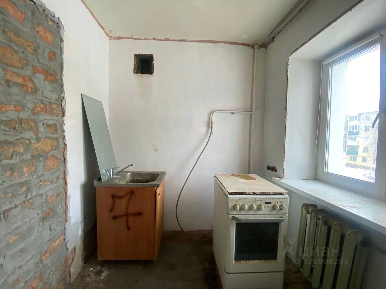 Продажа 3-комн квартиры на вторичном рынке Солнечногорск, Набережная улица, 7А