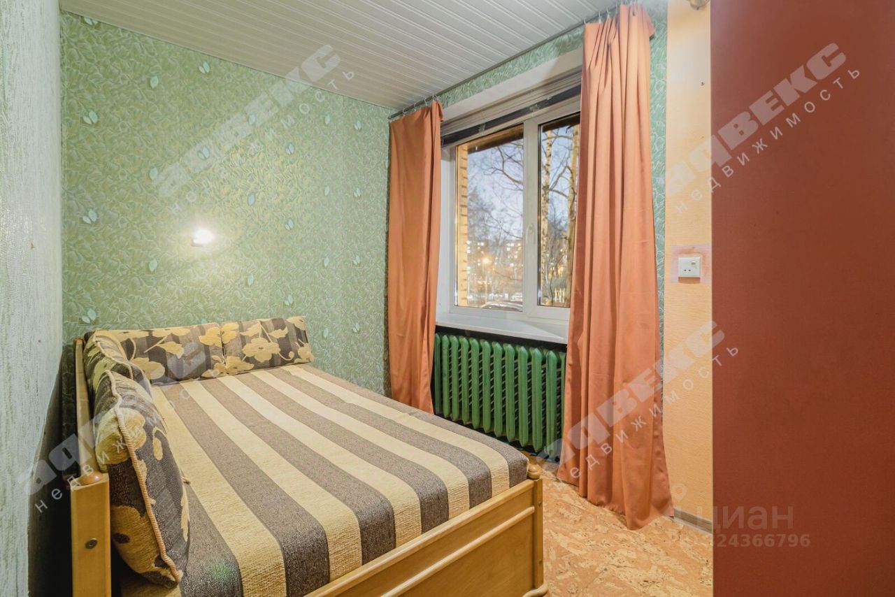 Продажа 2-комн квартиры на вторичном рынке улица Шотмана, 8К2