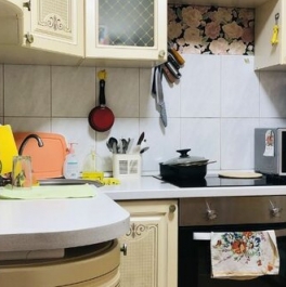 Аренда 3-комн квартиры на вторичном рынке Белозерская улица,  д. 23