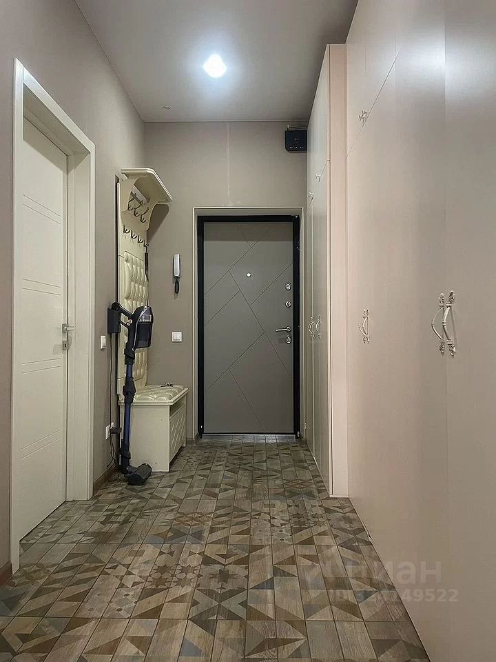 Аренда 3-комн квартиры на вторичном рынке Флотская улица, 7к3