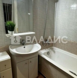 Продажа 2-комн квартиры на вторичном рынке Юрловский проезд,  д. 11