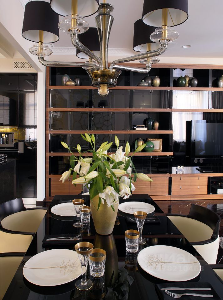 Продажа 3-комн квартиры на вторичном рынке набережная Академика Туполева, 15