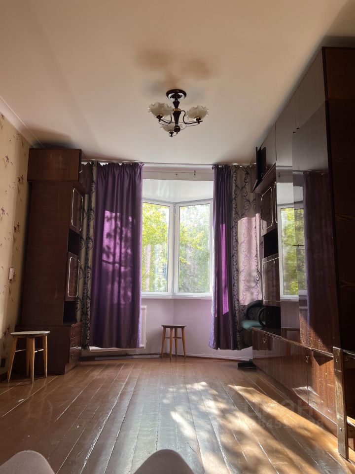 Аренда 1-комн квартиры на вторичном рынке Пушкин, бульвар Алексея Толстого, 3