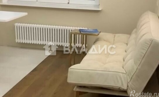 Продажа 3-комн квартиры на вторичном рынке ул Смоленская,  д. 14