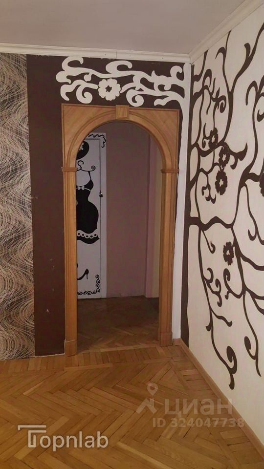 Продажа 3-комн квартиры на вторичном рынке Новосибирская улица, 18