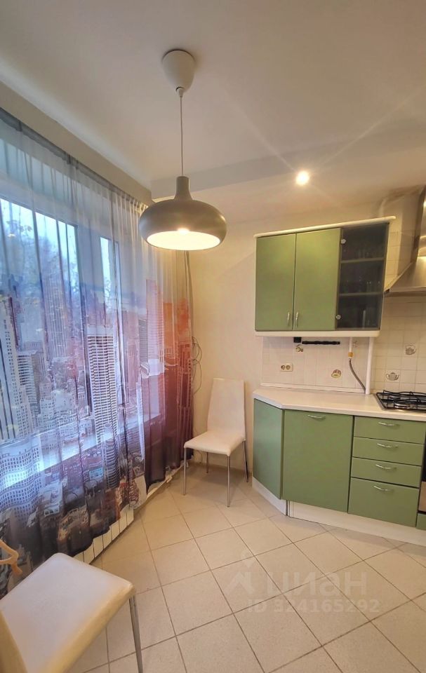 Продажа 2-комн квартиры на вторичном рынке Северный ао, улица 8 Марта, 8к2