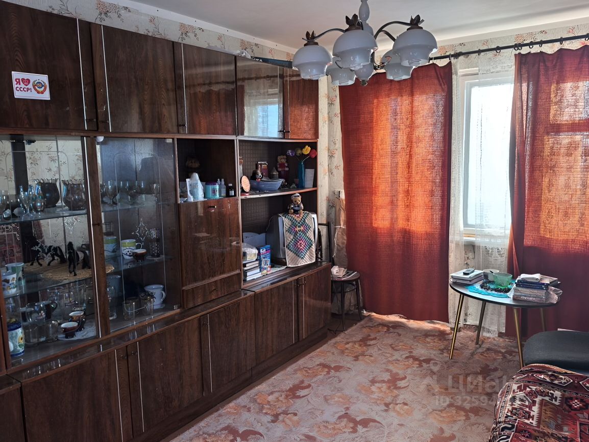 Продажа 2-комн квартиры на вторичном рынке д. Ям-Тесово, улица Новгородская,  д. 4