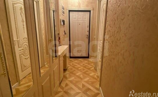 Продажа 3-комн квартиры на вторичном рынке Окская улица,  д. 10