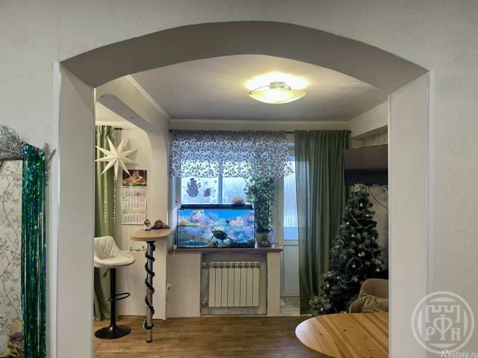 Продажа 3-комн квартиры на вторичном рынке Песочный пос., Белоостровское шос.,  д. 1