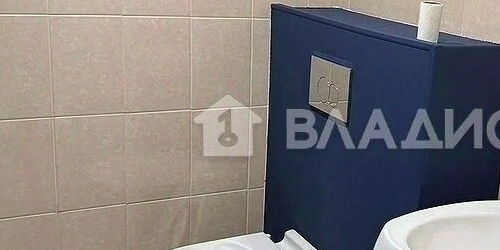 3-комн квартира улица Константинова, 11