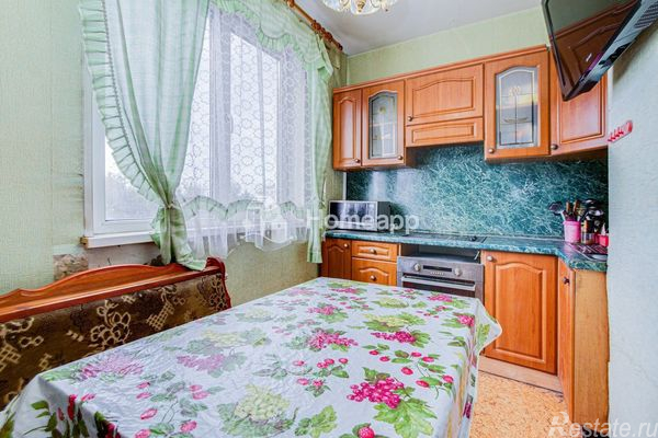 Продажа 1-комн квартиры на вторичном рынке Куликовская ул,  д. 1