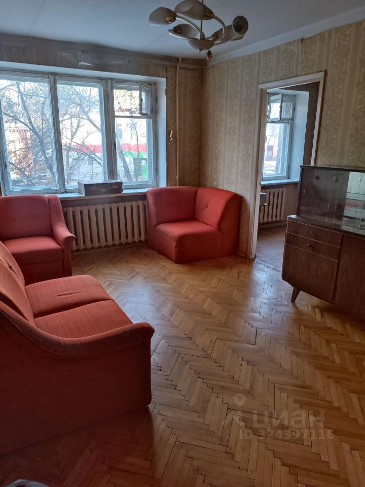 Продажа 4-комн квартиры на вторичном рынке Малаховка пгт, шоссе Быковское, 30