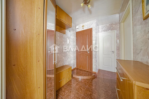 Продажа 2-комн квартиры на вторичном рынке ул. Лабораторная,  д. 5