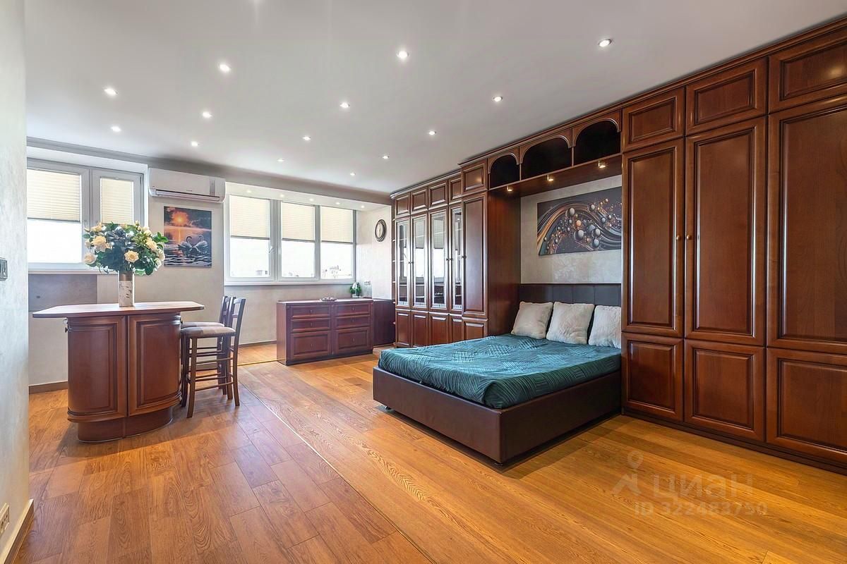 Продажа 1-комн квартиры на вторичном рынке Большая Никитская улица, 49