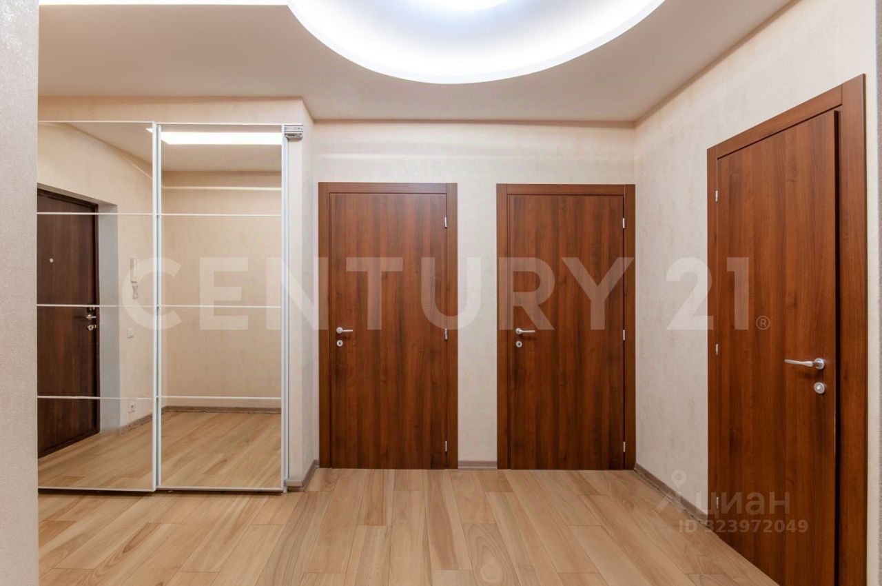 Продажа 3-комн квартиры на вторичном рынке улица Николо-Хованская, 22