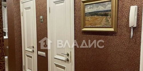 3-комн квартира Онежская улица,  д. 22