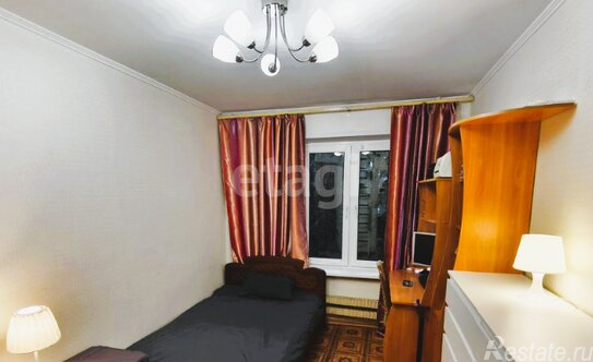 Продажа 2-комн квартиры на вторичном рынке ул Кантемировская,  д. 5,  к. 2