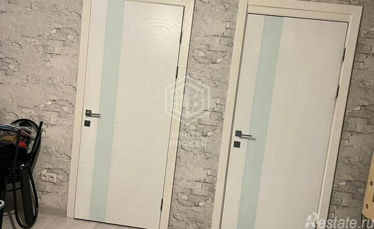 Продажа 5-комн квартиры на вторичном рынке Октябрьский пгт,  д. 1,  к. 2