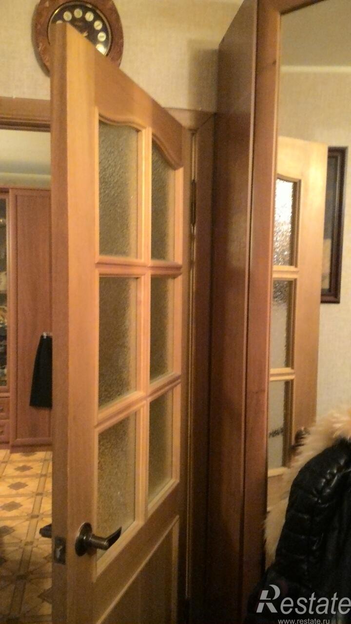 Продажа 2-комн квартиры на вторичном рынке Бугры п, Шоссейная ул,  д. 12