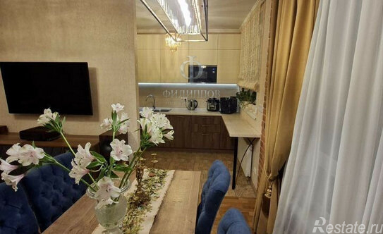 Продажа 2-комн квартиры на вторичном рынке Комендантский пр-кт