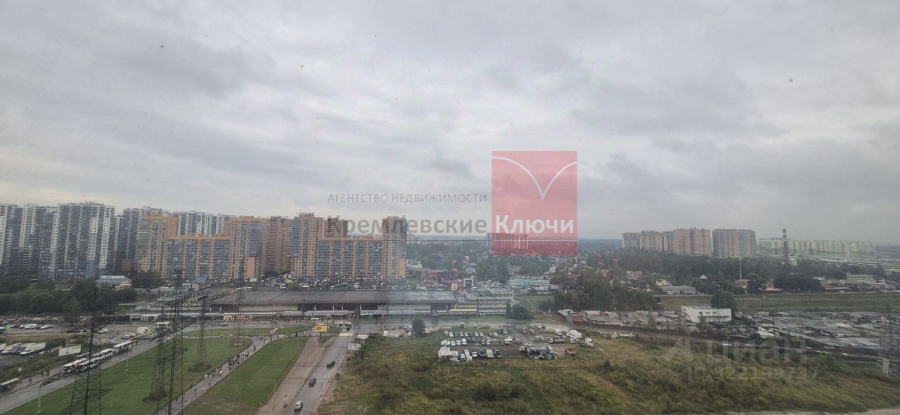 Продажа 2-комн квартиры на вторичном рынке Мурино, проспект Авиаторов Балтики, 5