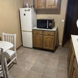 Аренда 3-комн квартиры на вторичном рынке ул Саратовская,  д. 3,  к. 1