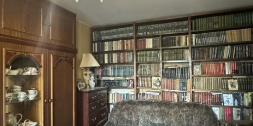 2-комн квартира улица Ивана Бабушкина,  д. 3
