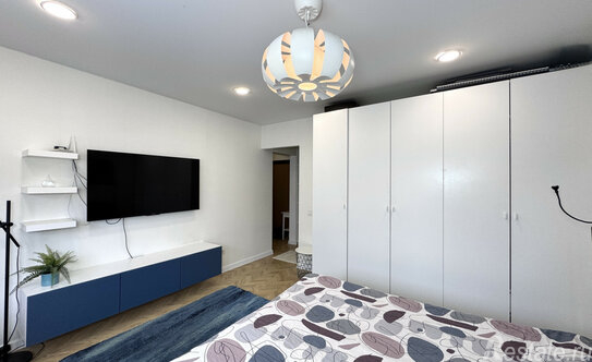 Продажа 1-комн квартиры на вторичном рынке проспект Королёва,  д. 64 к2