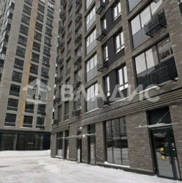 Продажа 3-комн квартиры на вторичном рынке Эдварда Грига ул,  д. 7